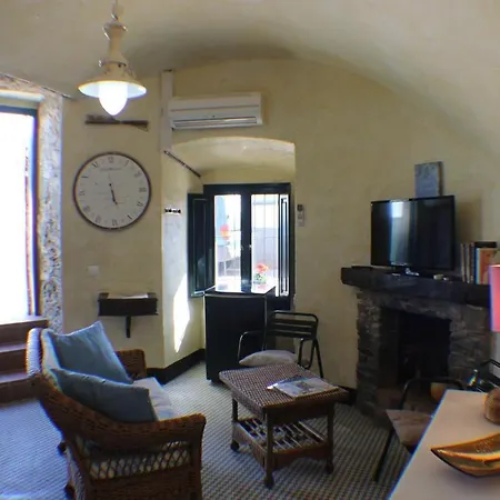 La Torre Apartment Roses